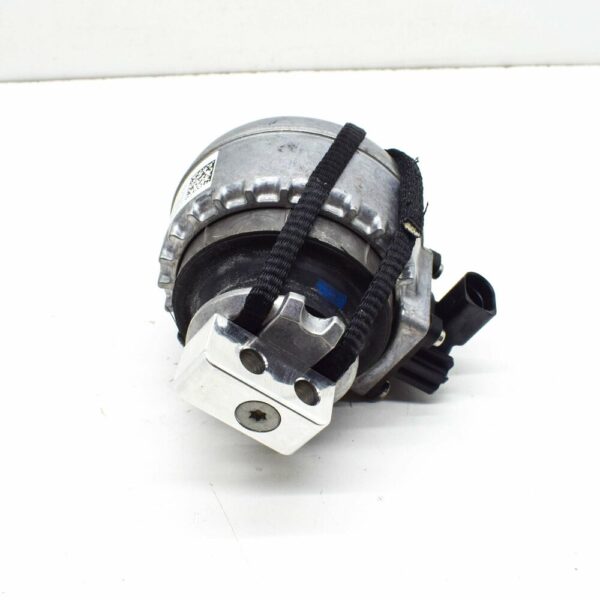 NEW MERCEDES-BENZ AMG GT C190 RIGHT SIDE ENGINE MOUNT A1902402300 ORIGINAL - Image 4