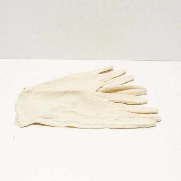 New MERCEDES BENZ C W204 Wheel Change Breakdown Gloves A2035830064 - Image 4