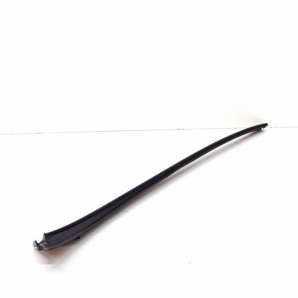 NEW MERCEDES-BENZ C COUPE C204 FRONT RIGHT WATER DEFLECTOR A2046907162 ORIGINAL - Image 4