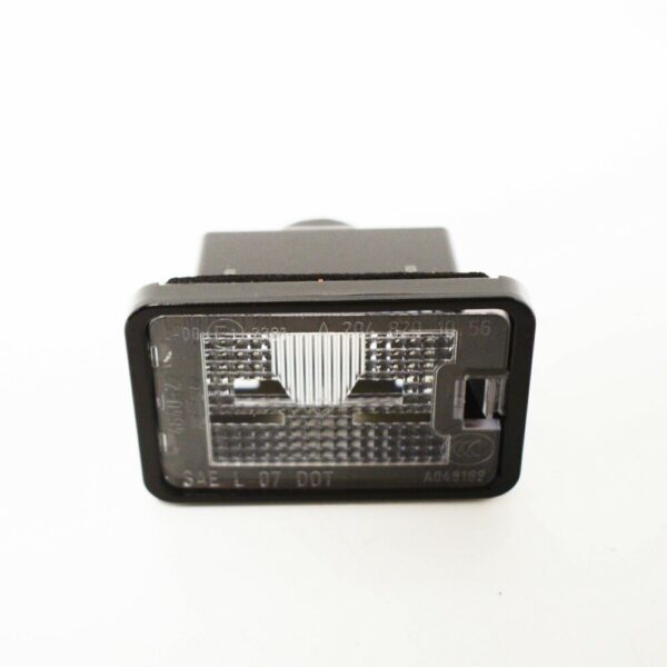 NEW MERCEDES GLK-CLASS X204 LICENSE PLATE LIGHT A2048201056 - Image 4