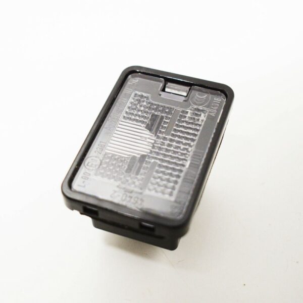 NEW MERCEDES GLK-CLASS X204 LICENSE PLATE LIGHT A2048201056 - Image 5