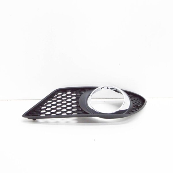 MB C-CLASS W204 Fog Cheiner Right AMG Radiator Grill A2048850353 New - Image 4