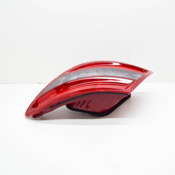 MERCEDES-BENZ C W204 Rear Right Taillight A2049068602 NEW ORIGINAL - Image 5