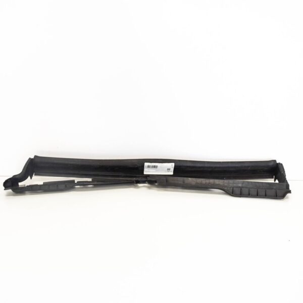 Mercedes-Benz C-Class W205 Radiator Air Duct Trim A2055050030 New - Image 4