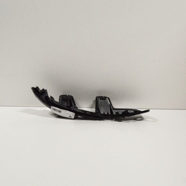 NEW MERCEDES BENZ C W205 REAR BUMPER LEFT BRACKET HOLDER A2058850365 OEM - Image 4