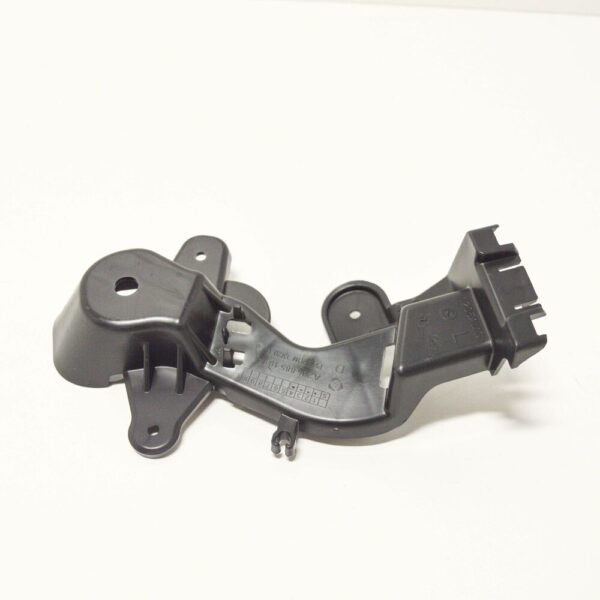 NEW MERCEDES BENZ C W205 REAR BUMPER LEFT BRACKET HOLDER A2058851914 ORIGINAL - Image 4