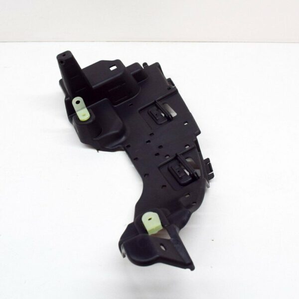 New Mercedes-Benz C W205 Tailpipe Trim Bracket Rear Right A2058855603 - Image 4