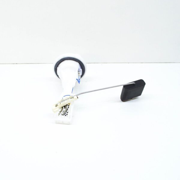 Mercedes-Benz E W210 tanker A2105424617, original part - Image 5