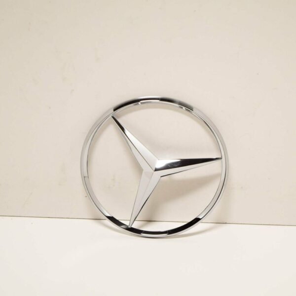 NEW MB E W211 TAILGATES TRIBE BOAT LID EMBLEM BADGE A2117580158 ORIGINAL - Image 4