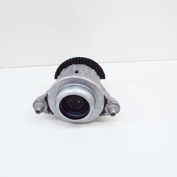 Mercedes-Benz E W212 Engine Mount Front Left A2122404917 NEW - Image 4