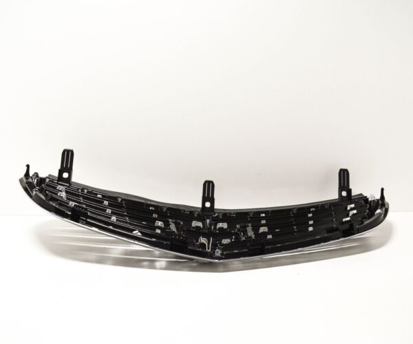 Mercedes-Benz E-Class W212 Radiator Grille Chrome A2128801983 New Original - Image 4
