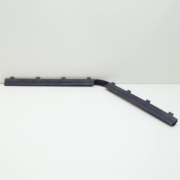 Mercedes-Benz E W212 bonnet rubber seal A2128870298 NEW - Image 5