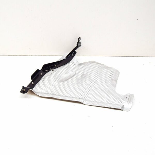NEW MERCEDES-BENZ E W213 TOP RIGHT SCREEN HEAT PROTECTION SHIELD A2136809207 - Image 4