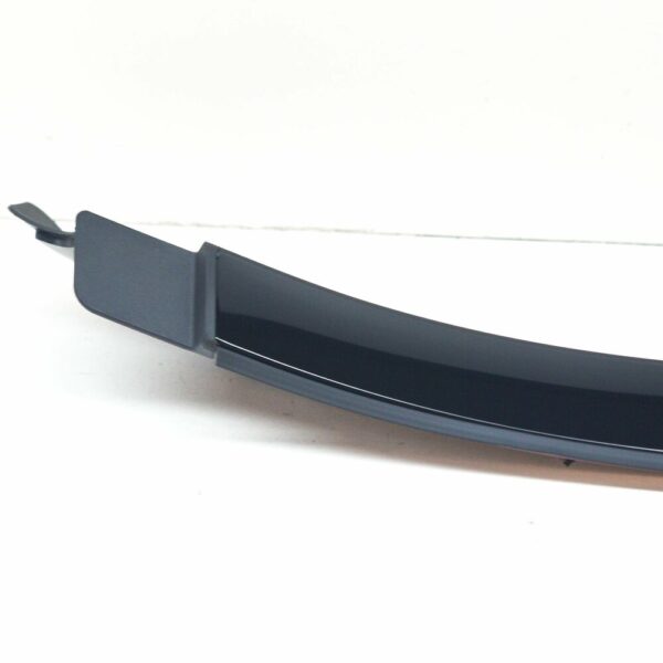 NEW MB E T-MODEL S213 FRONT WINDSHIELD LEFT WATER DEFLECTOR A2136901182 ORIGINAL - Image 4