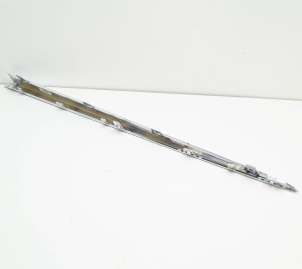 A2136981300