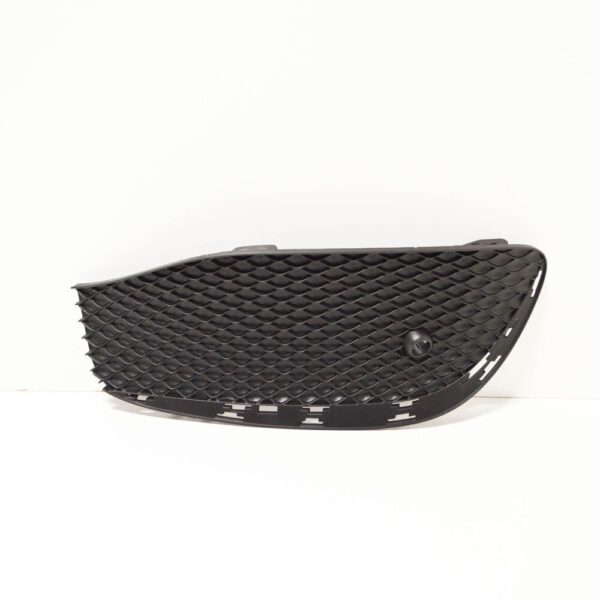 Mercedes-Benz E W213 Front Right Bumper Grill A2138850822 NEW ORIGINAL - Image 4