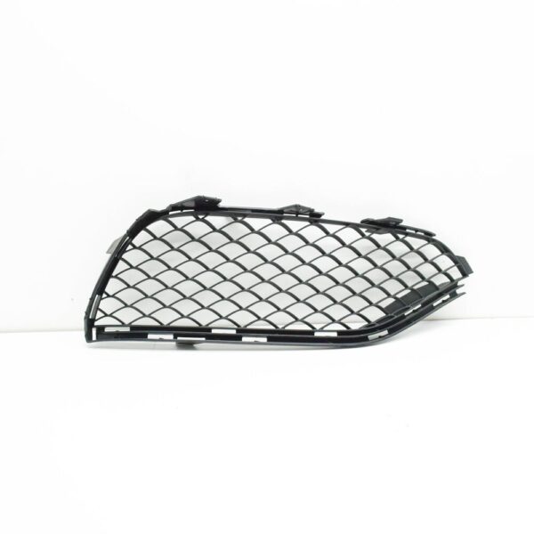NEW MB CLS C218 FRONT AMG BUMPER RIGHT LOWER GRILLE A2188852622 2015 ORIGINAL - Image 4