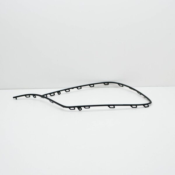 NEW MERCEDES-BENZ S W222 AMG FRONT LEFT BUMPER TRIM A2228850801 2018 ORIGINAL - Image 4