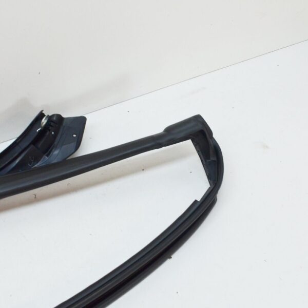 NEW MERCEDES-BENZ SL R231 FRONT WINDSHIELD SEALING A2317200078 ORIGINAL - Image 4