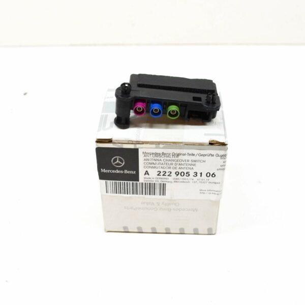 A2389055000