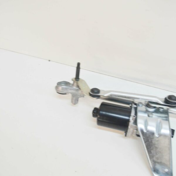 NEW ORIGINAL A2468200040 NEW MERCEDES-BENZ B W246 FRONT WINDSHIELD WIPER SYSTEM LHD A2468200040