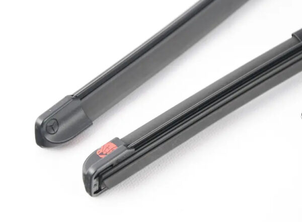NEW MERCEDES-BENZ B W246 FRONT WIPER BLADE SET RHD A2468201345 ORIGINAL - Image 4