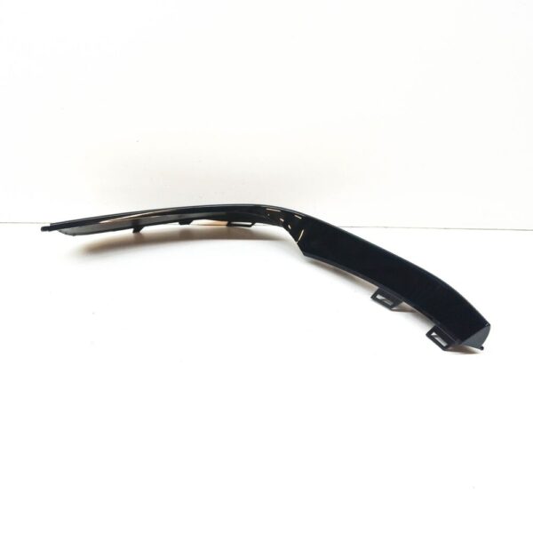 MB GLA H247 front bumper right upper molding A2478852806 original - Image 4