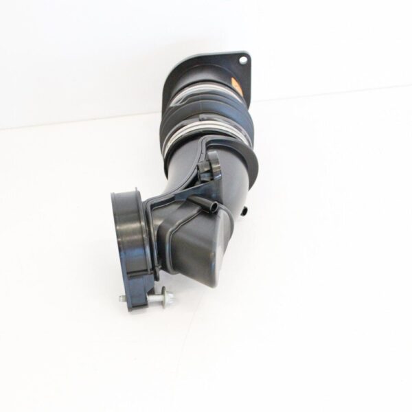 NEW MB C-CLASS AMG 3.0 PETROL 270KW W205 AIR INLET HOSE LEFT A2760902137 - Image 4