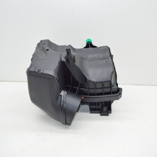 NEW MERCEDES-BENZ A W177 AIR FILTER BOX A2820903800 ORIGINAL - Image 4