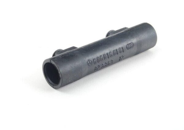 Mercedes W124 W210 E300D Crankcase Vent Motor Flex Tube Connector