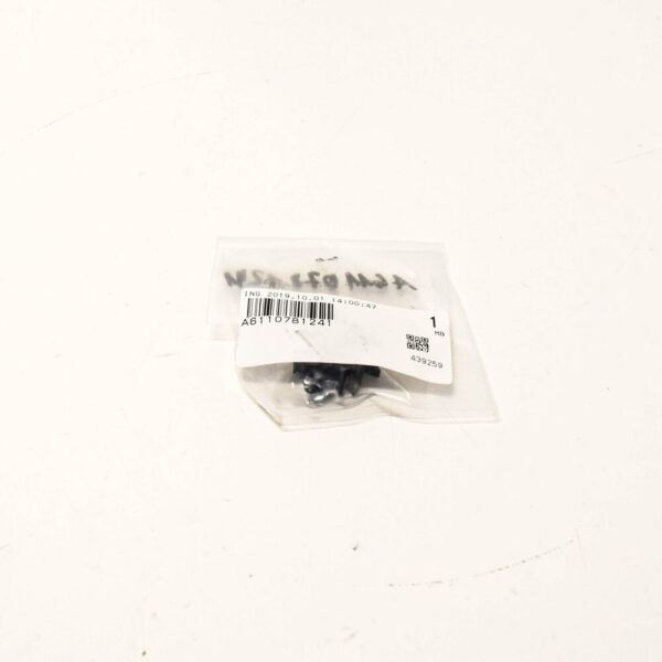 NEW MB C-CLASS W203 FUEL PIPE RETAINING CLIP A6110781241 ORIGINAL - Image 4