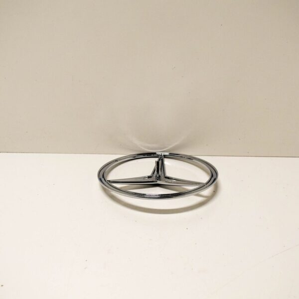MB VITO W638 Front Bumper Radiator Grille Emblem Badge A6388880086 NEW ORIGINAL - Image 4