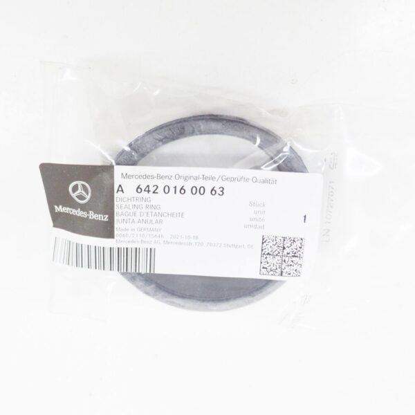 MERCEDES-BENZ E W212 Engine Cover Sealing Ring A6420160063 NEW ORIGINAL