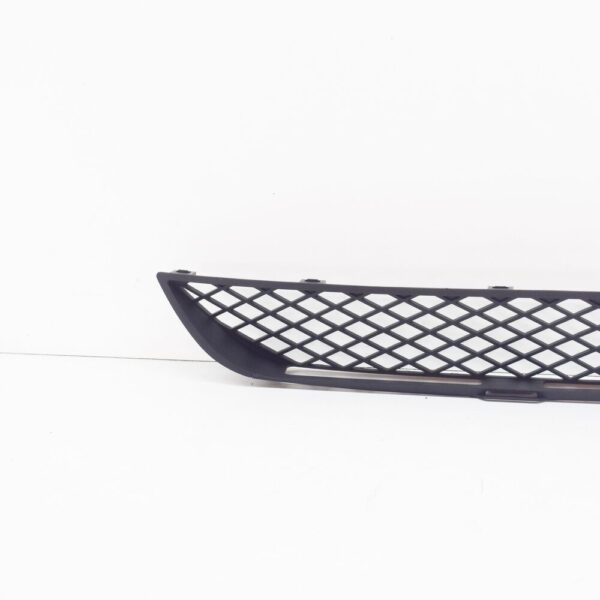 NEW MERCEDES-BENZ SPRINTER 906 FRONT BUMPER LOWER GRILLE A90688500539051 - Image 4