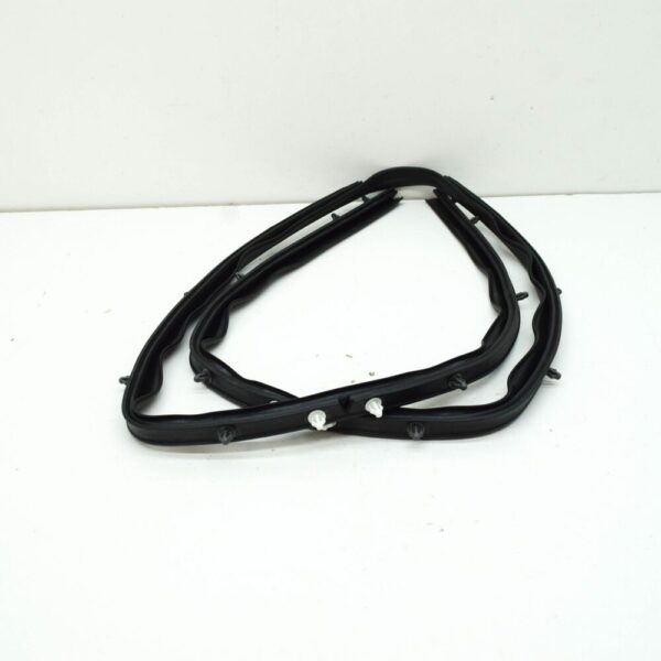 Mazda 3 hatchback BP gasket for front bumper bonnet BDTS56770B NEW - Image 3