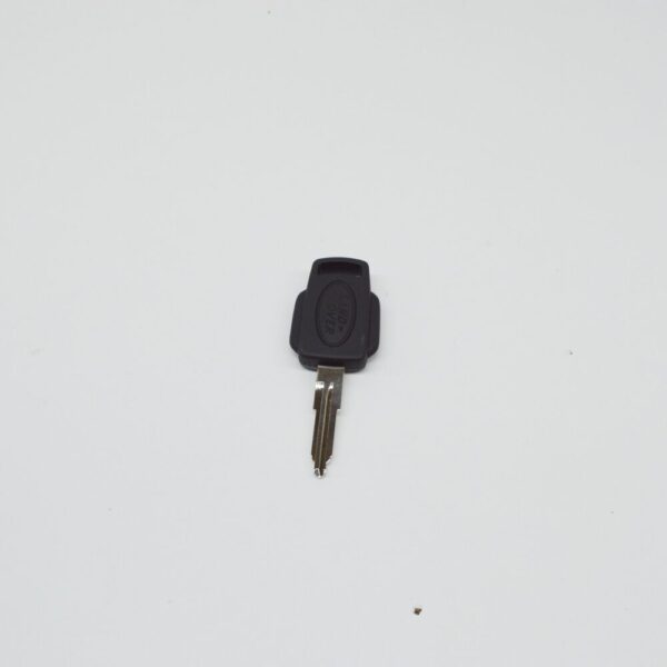 Land Rover Defender Pick-up L316 Key Blank CWE500390, Original - Image 3