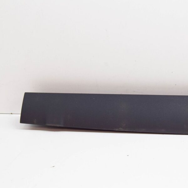 LAND ROVER DISCOVERY 4 L319 Tailgate Trim Upper ERQ000091PVJ NEW - Image 3