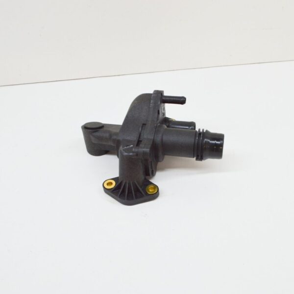 Jaguar F-PACE X761 Water Outlet Pipe JDE38234