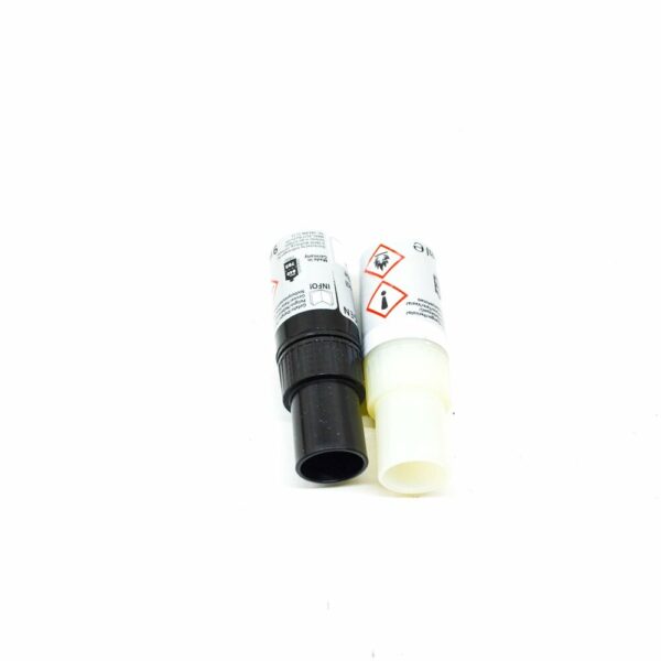 NEW AUDI VW BRILLIANT BLACK TOUCH UP PAINT SET L0Y9B02 ORIGINAL - Image 3