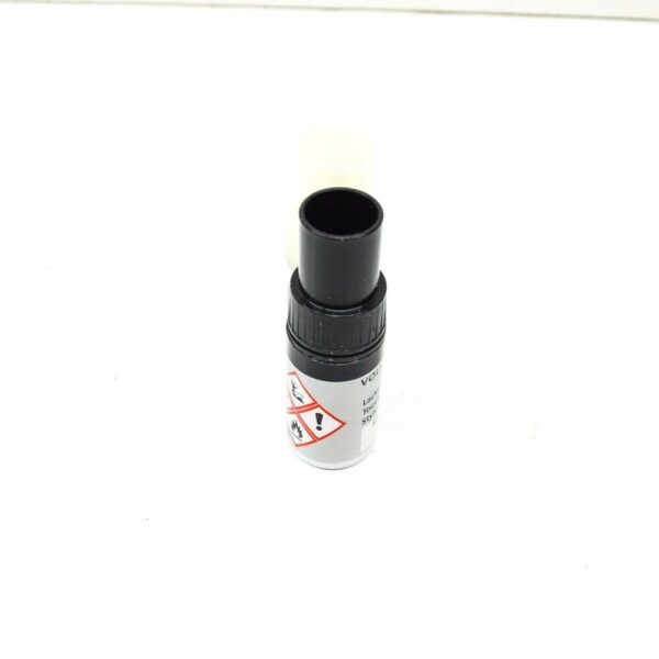 NEW AUDI VW BRILLIANT BLACK TOUCH UP PAINT SET L0Y9B02 ORIGINAL - Image 4
