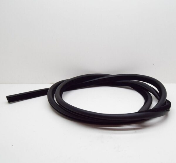 LAND ROVER RANGE ROVER L322 Rear Door Seal LR012459 NEW GENUINE