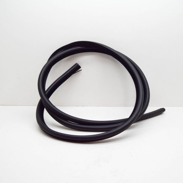 LAND ROVER RANGE ROVER L322 Rear Door Seal LR012459 NEW GENUINE - Image 5