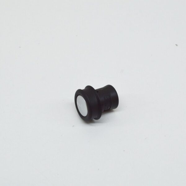 LAND ROVER RANGE ROVER EVOQUE L538 Socket Blind Cover LR014221 NEW - Image 3