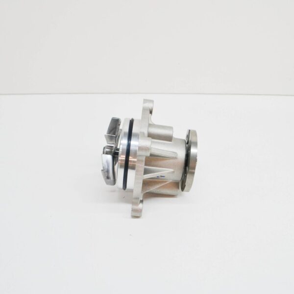 Land Rover Range Rover III L322 Water Pump LR022688 New Genuine
