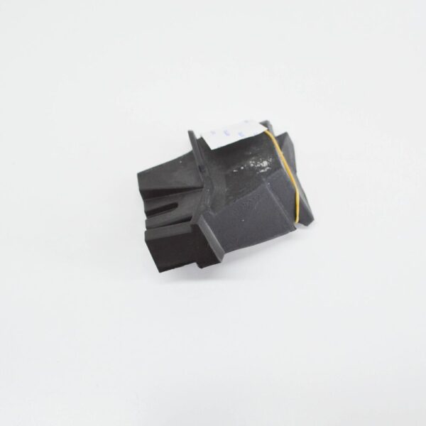 LR RANGE ROVER L322 bonnet top right insulator LR023473 NEW - Image 3