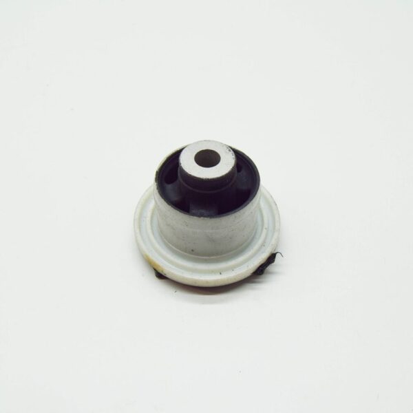 LAND ROVER DISCOVERY L462 Rear Left Differential Insulator LR033262 NEW GENUINE