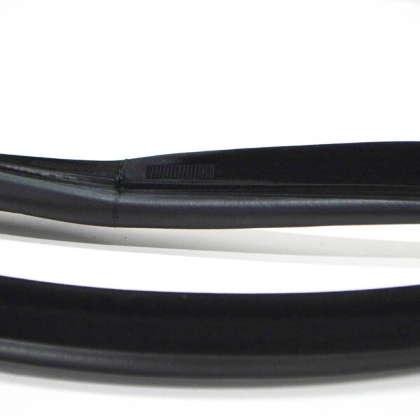 LAND ROVER DISCOVERY IV L319 Front Door Gasket LR037755 New Original - Image 3