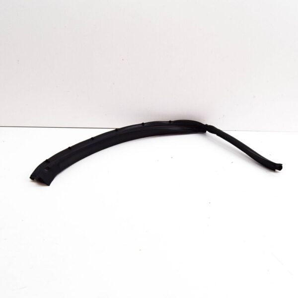 LAND ROVER RANGE ROVER L322 Rear Left Door Seal LR037762 New Genuine