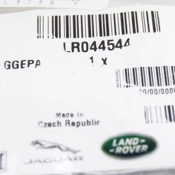 LAND ROVER RANGE ROVER EVOQUE L538 Front Grille Emblem LR044544 NEW GENUINE - Image 6