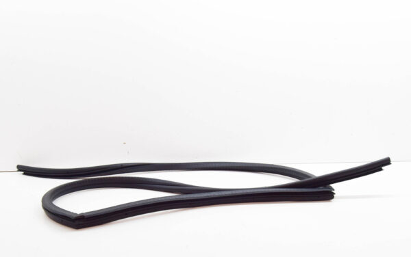 LAND ROVER DEFENDER L316 Front Left Door Seal Rubber LR077686 NEW GENUINE